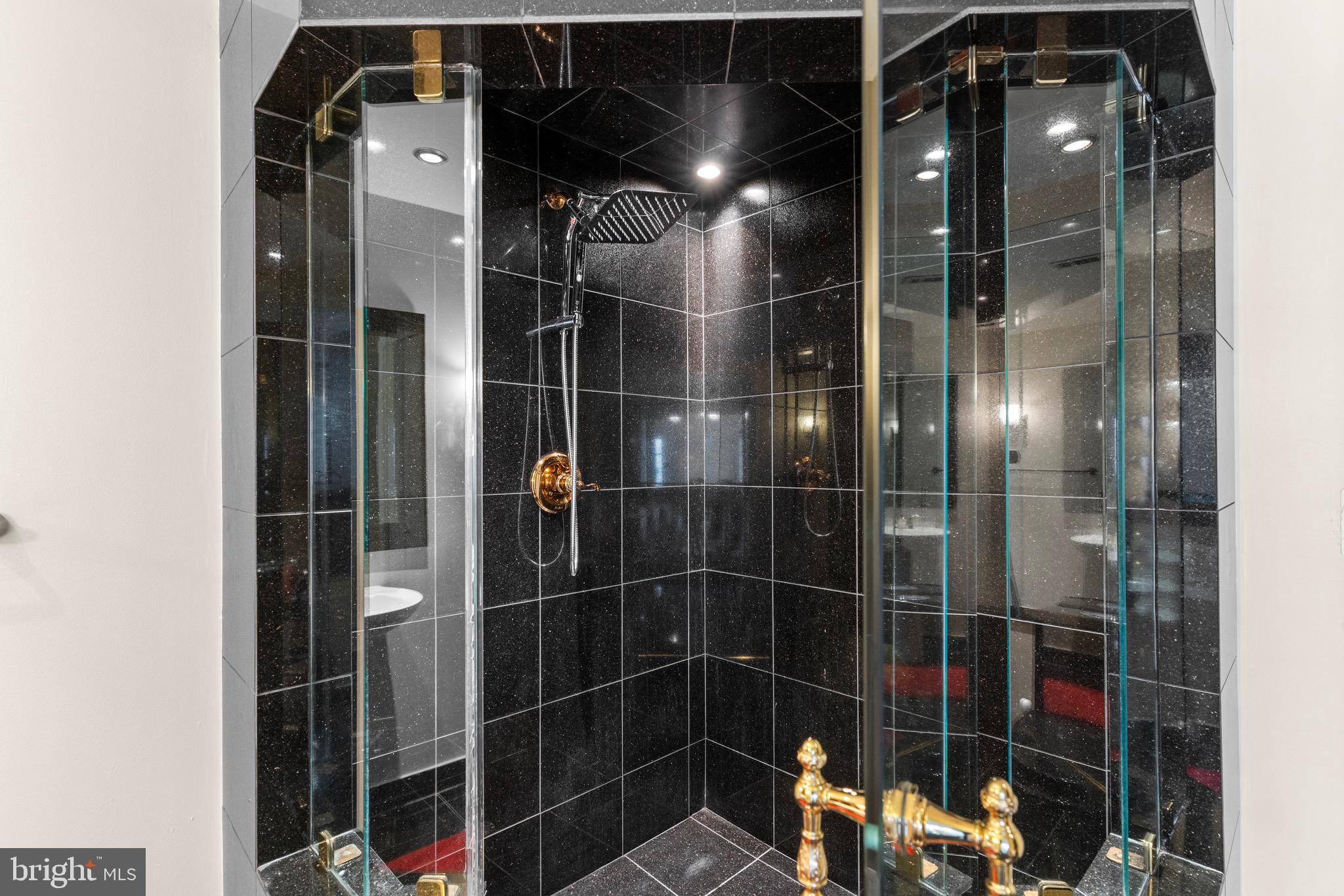 WOODMORE SOUTH - Residential