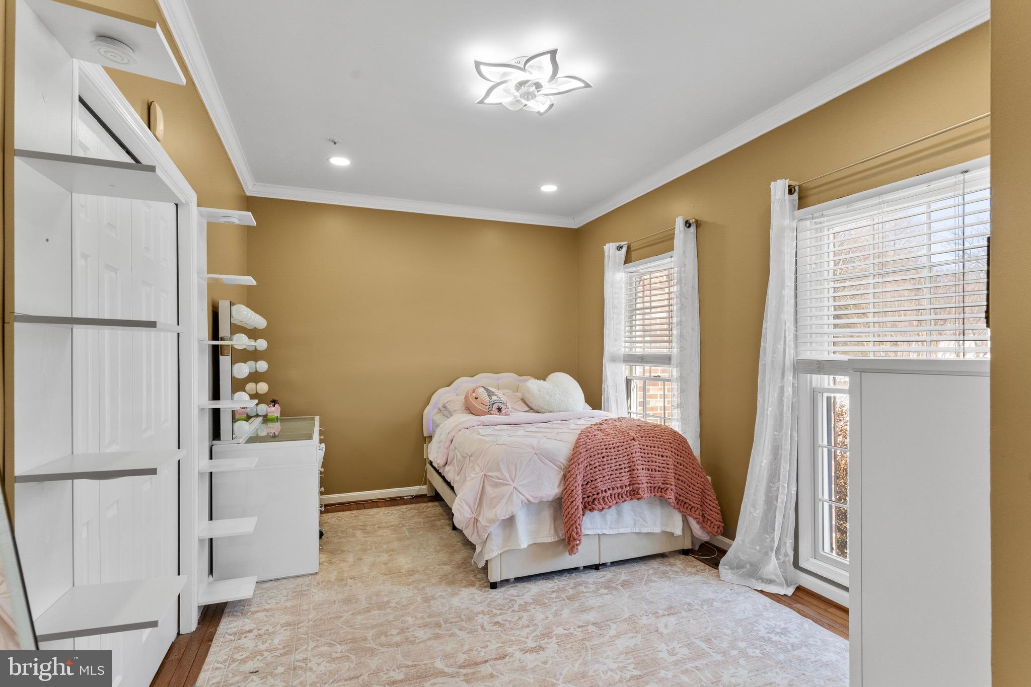 WOODMORE SOUTH - Residential