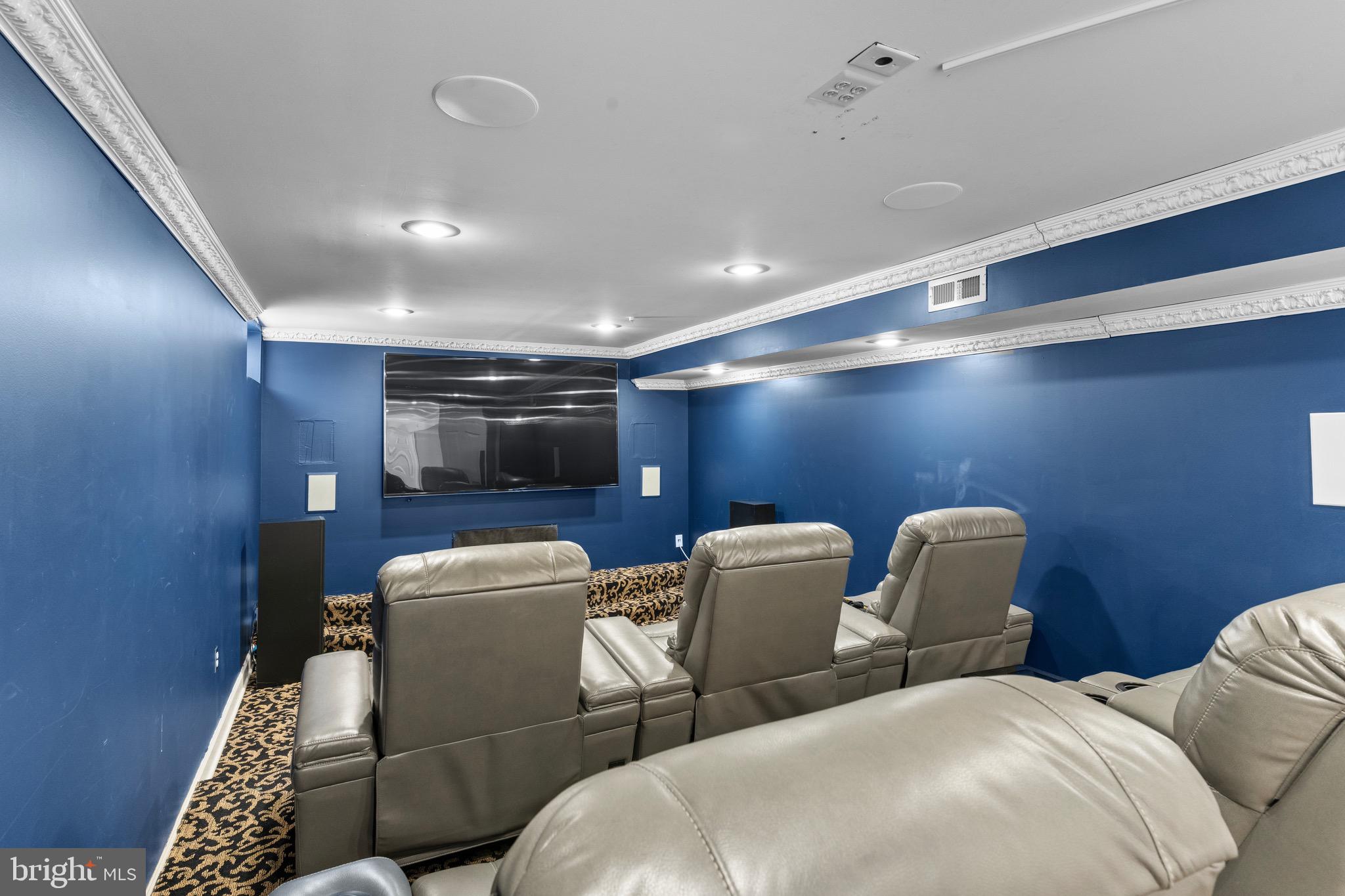 WOODMORE SOUTH - Residential