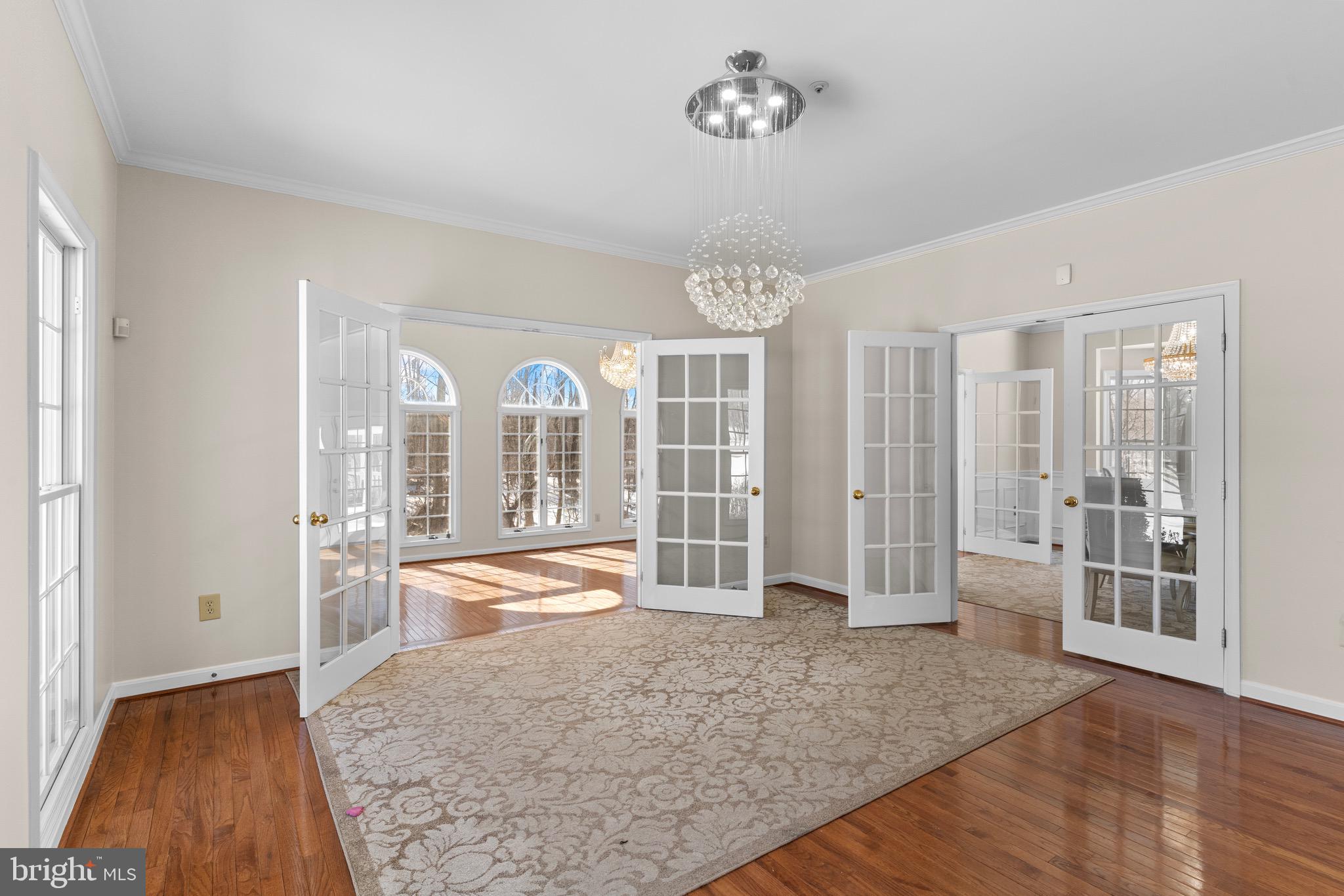 WOODMORE SOUTH - Residential