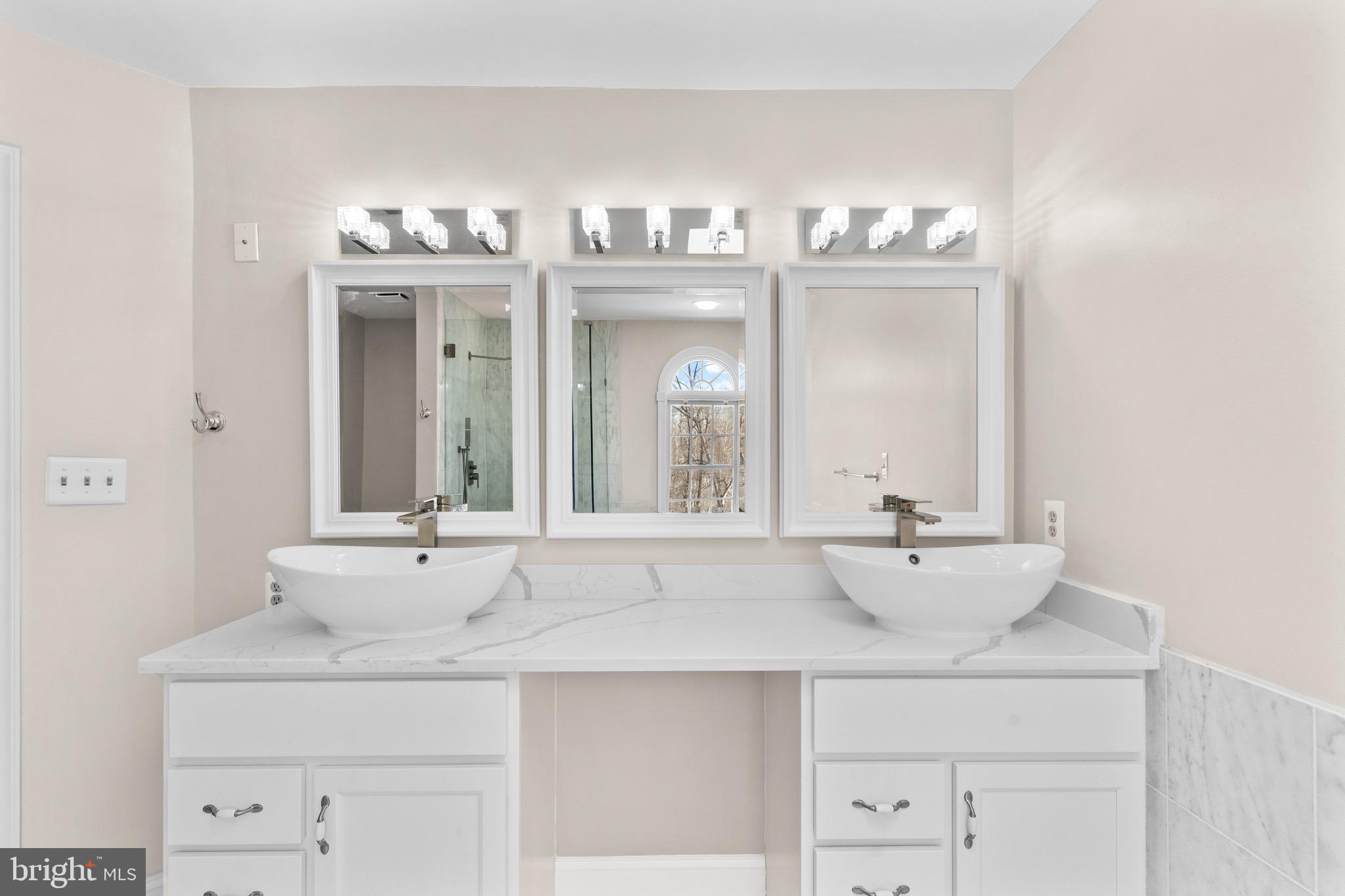 WOODMORE SOUTH - Residential