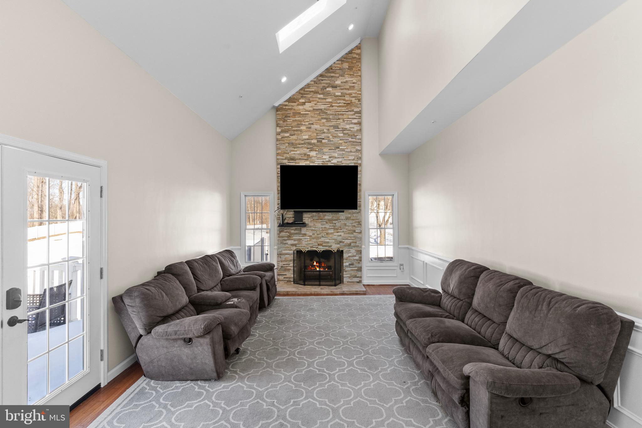 WOODMORE SOUTH - Residential