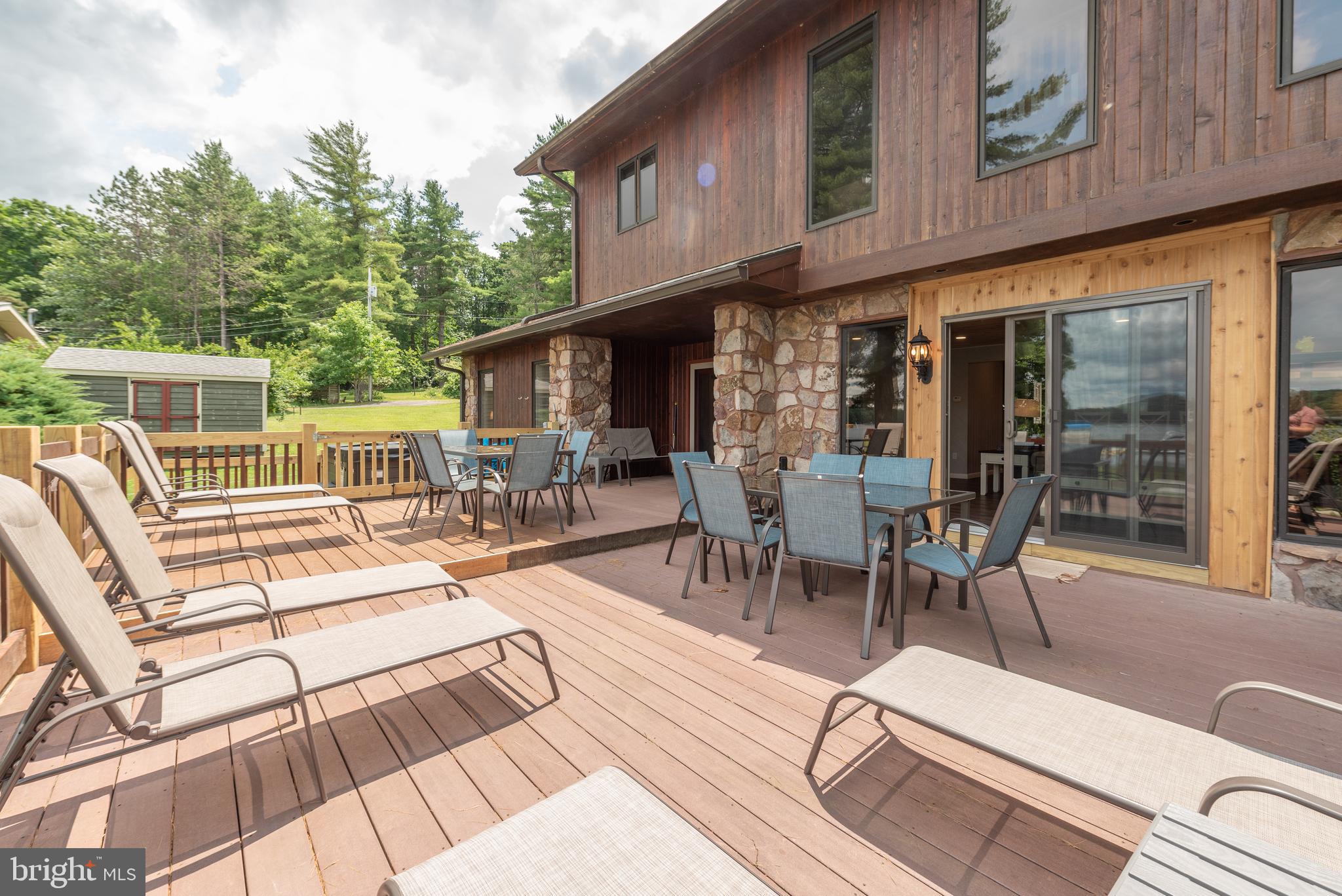 WHITE OAK - Residential