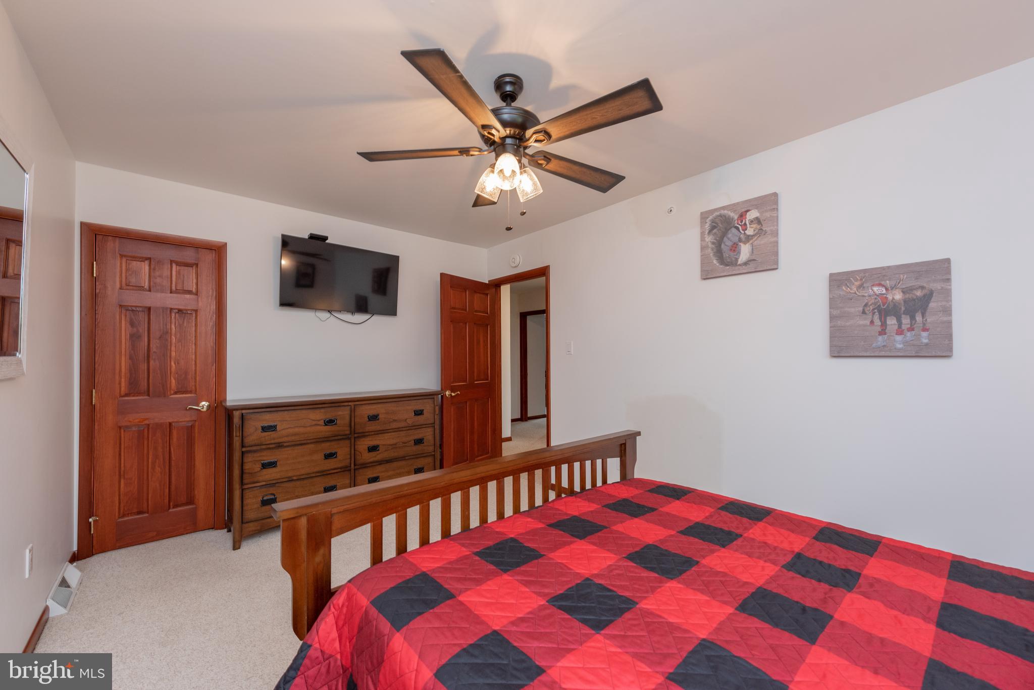 WHITE OAK - Residential