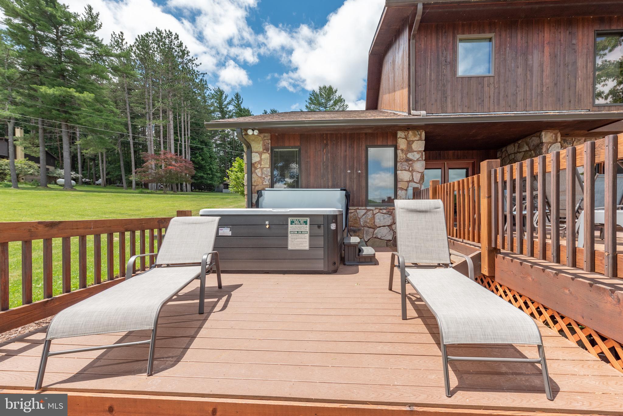 WHITE OAK - Residential