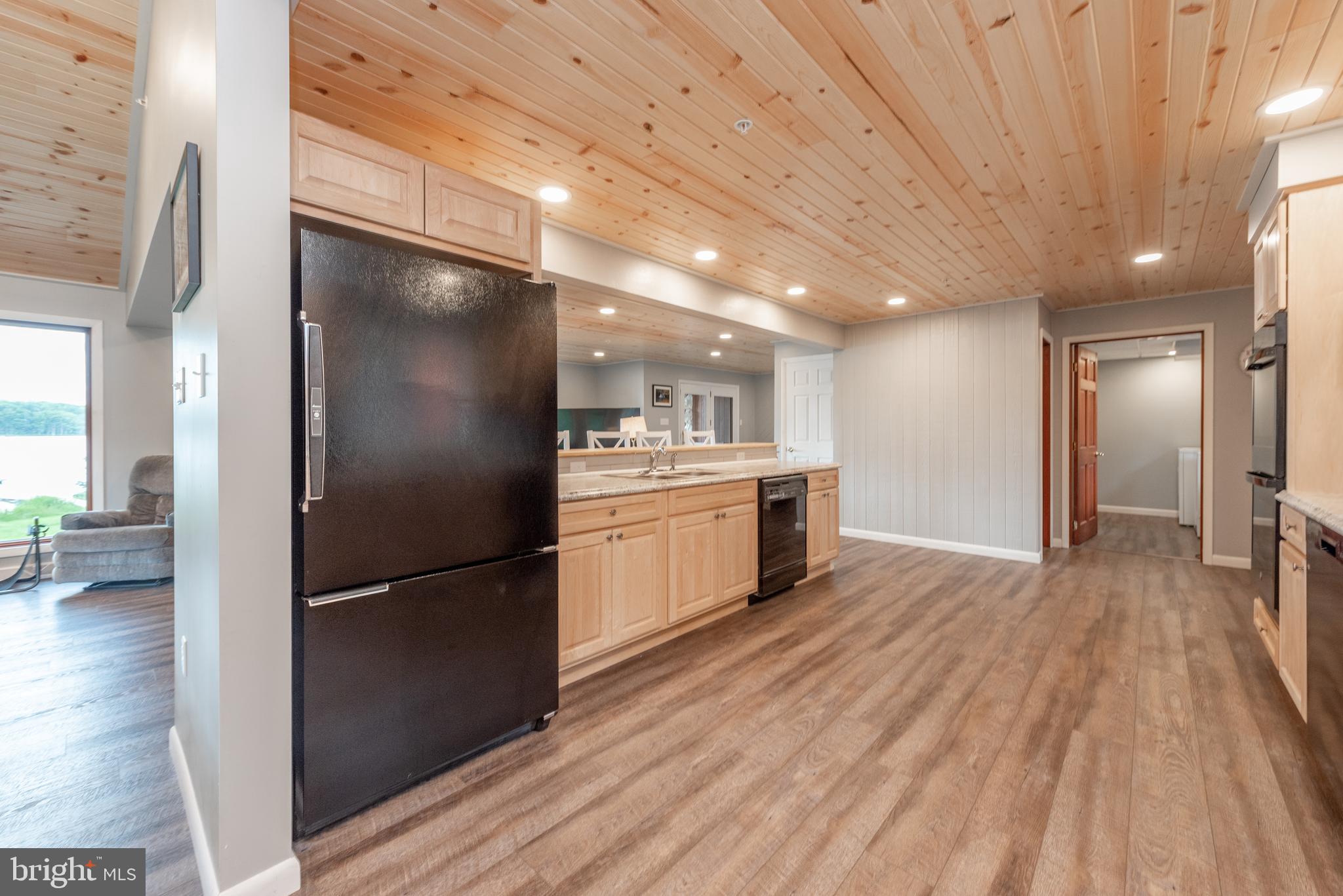 WHITE OAK - Residential