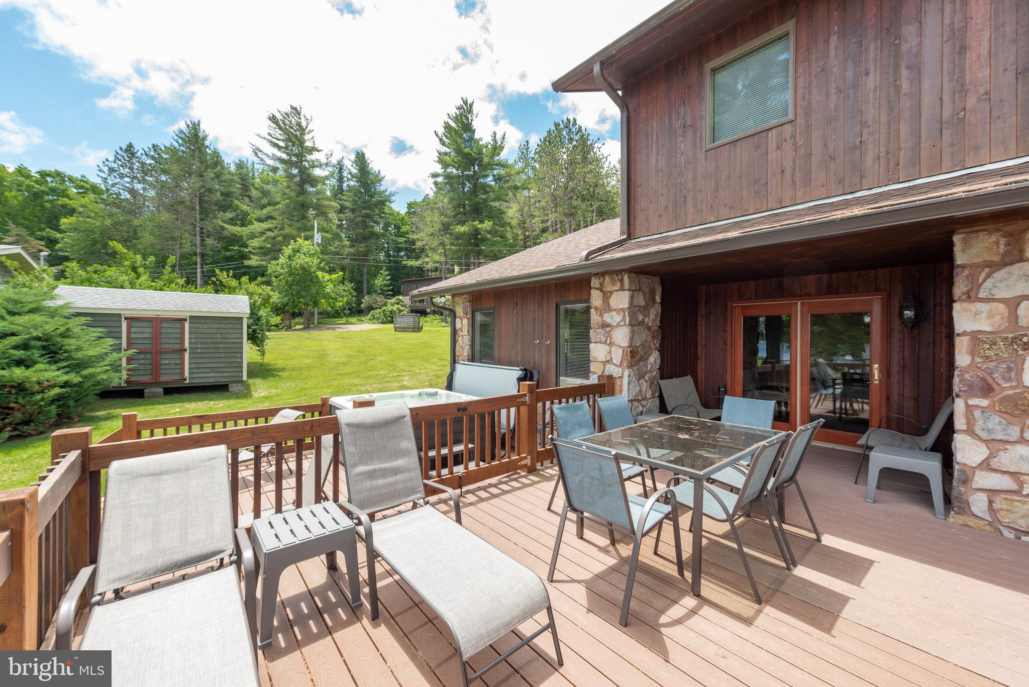 WHITE OAK - Residential