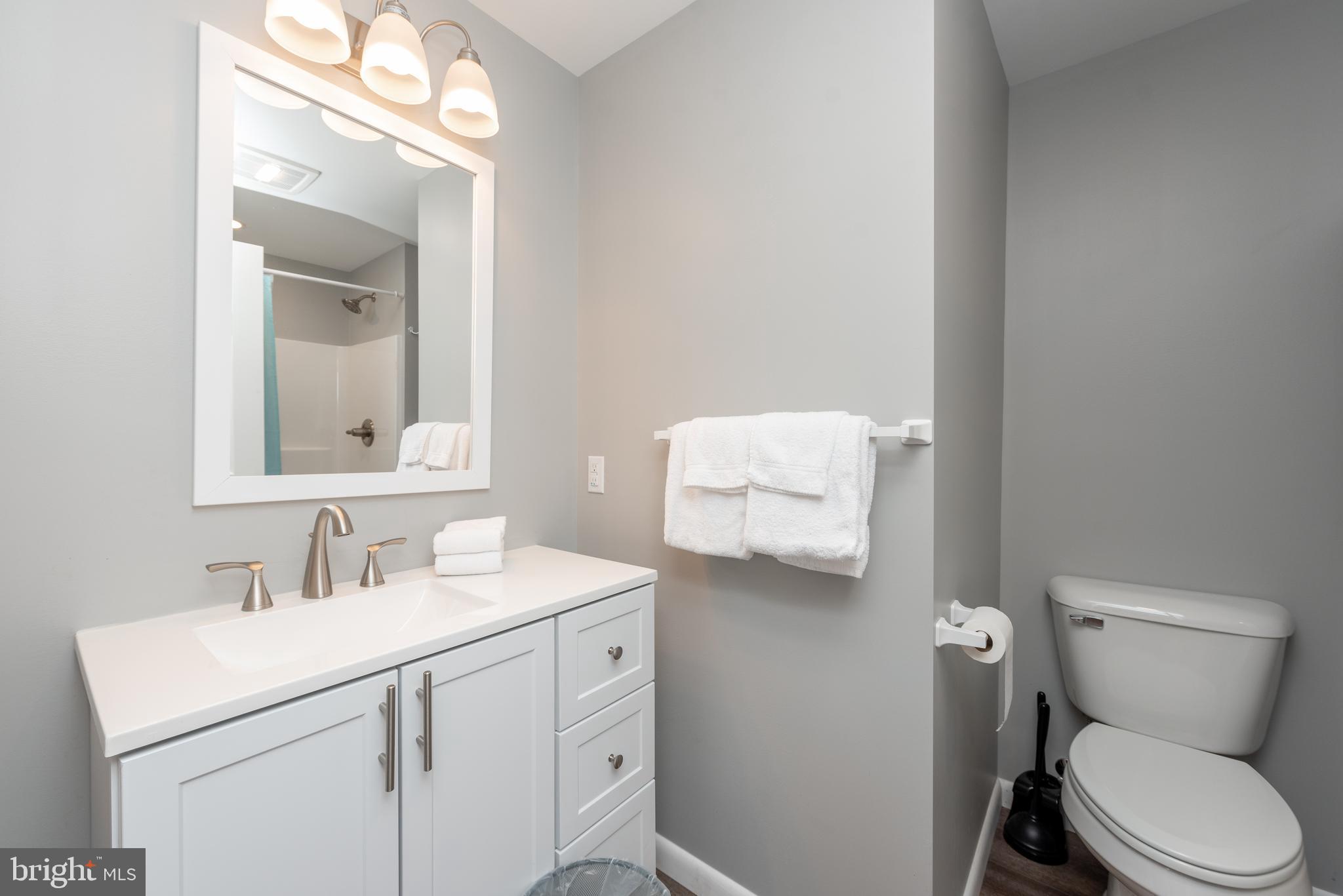 WHITE OAK - Residential