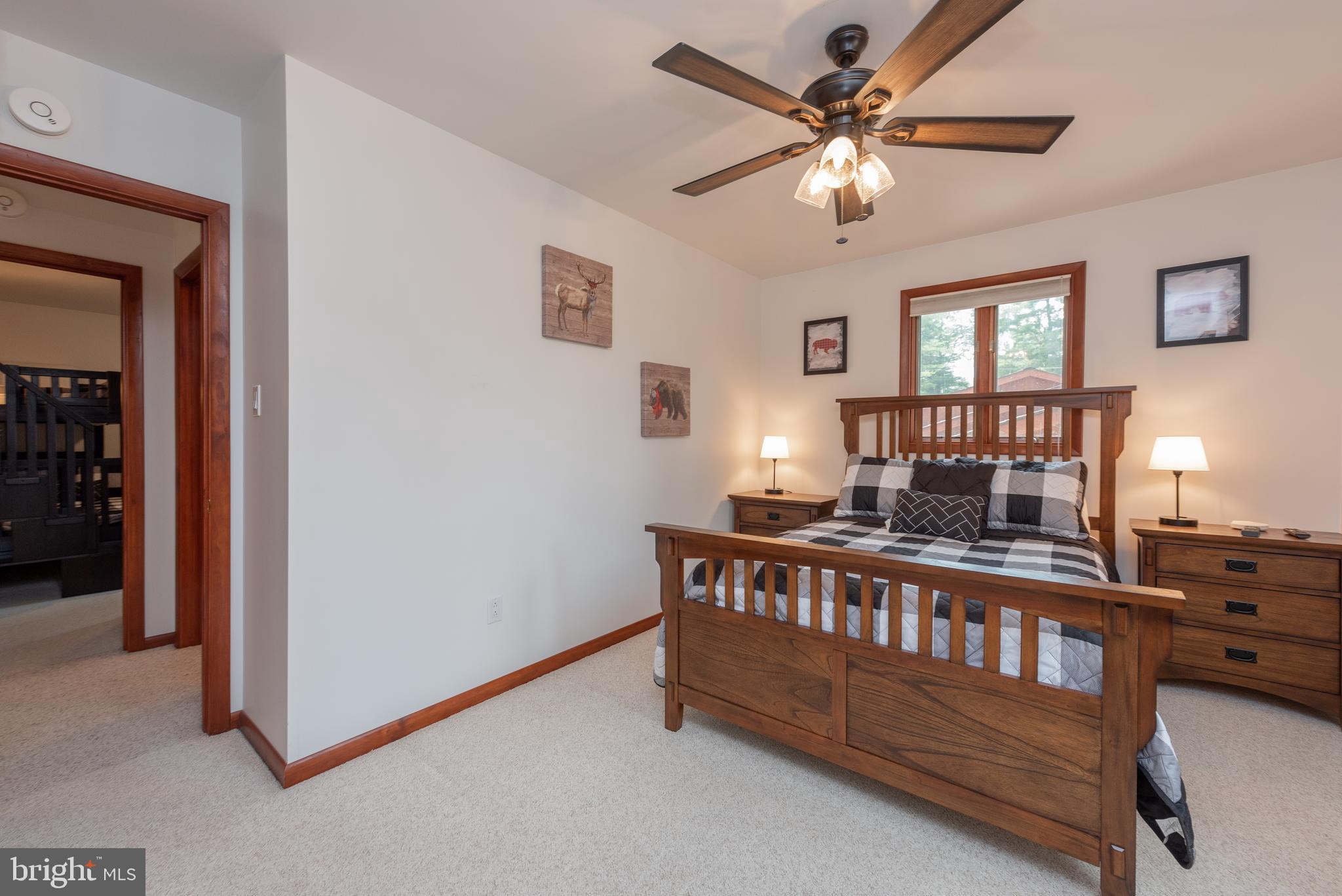 WHITE OAK - Residential