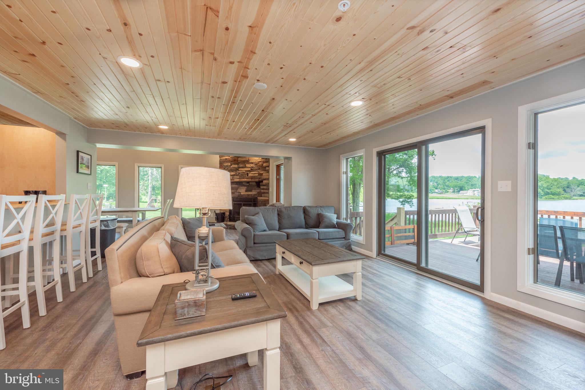 WHITE OAK - Residential