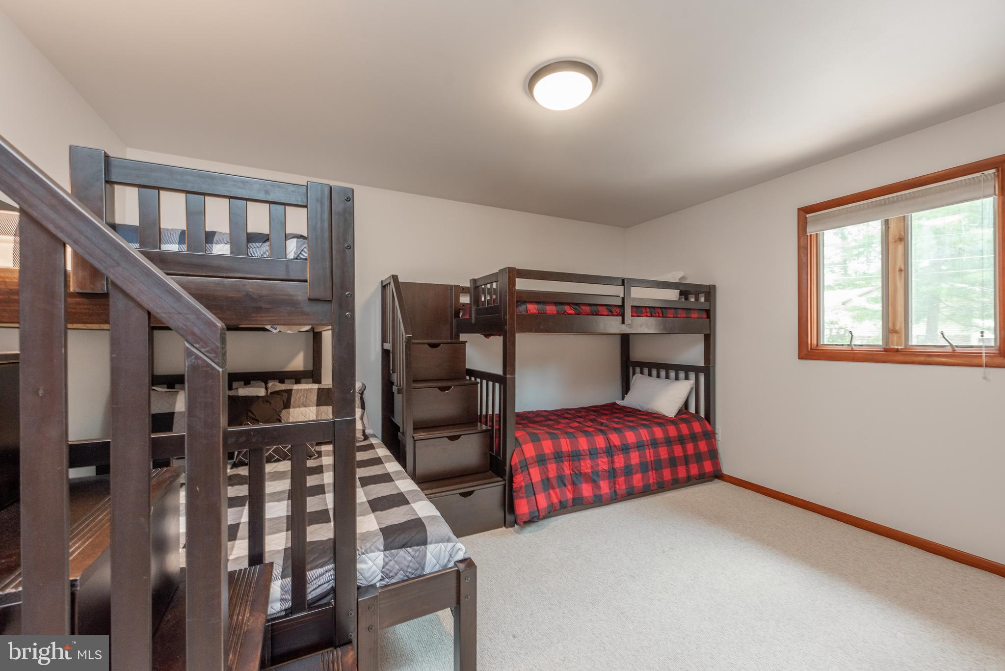 WHITE OAK - Residential