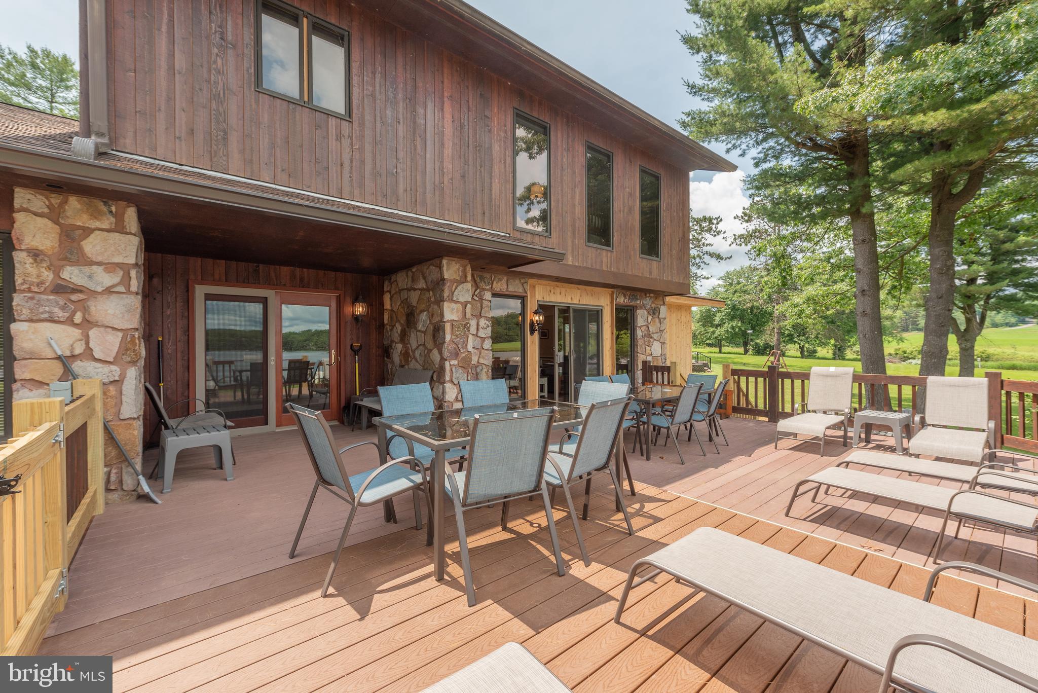 WHITE OAK - Residential