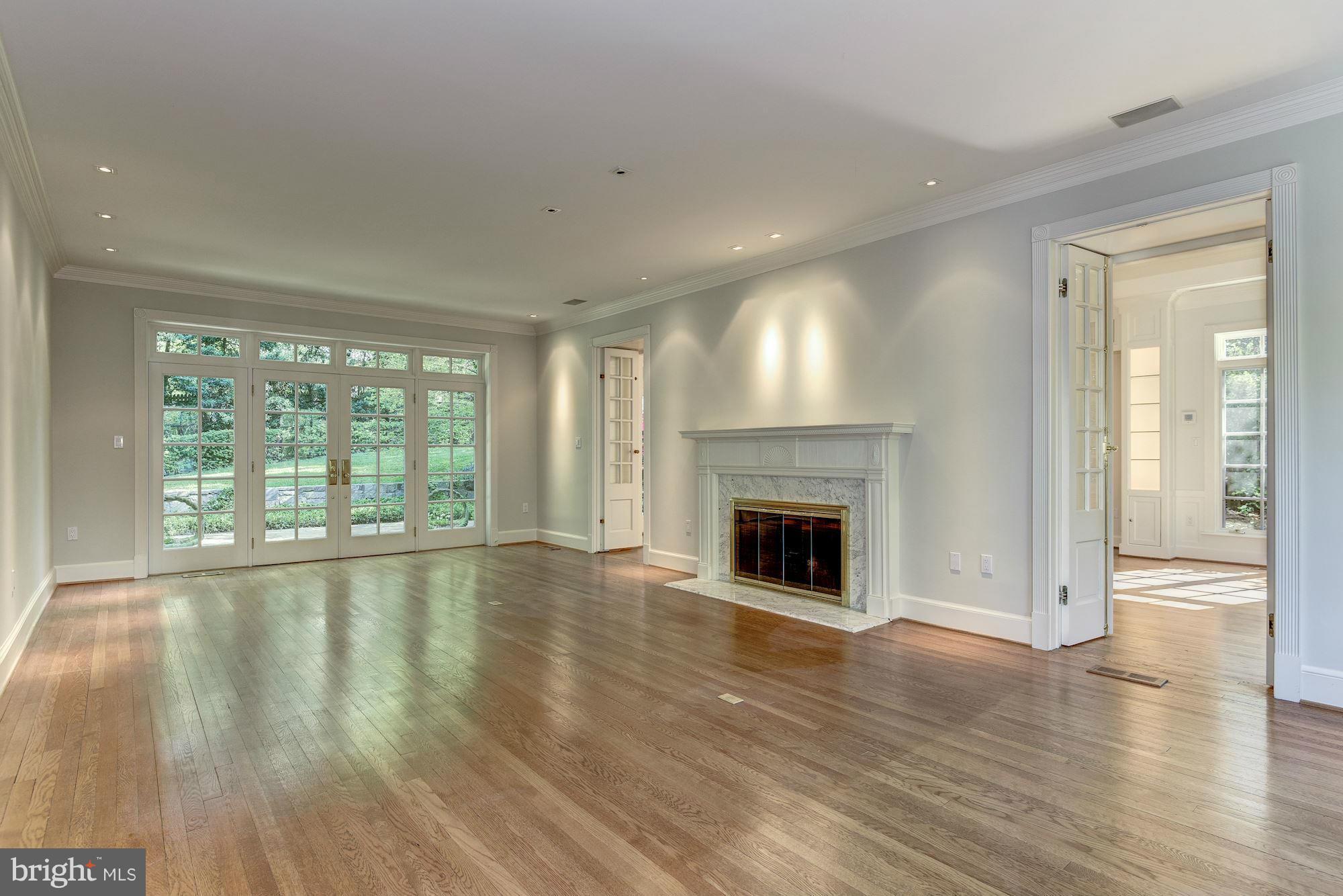SPRING VALLEY - Residential