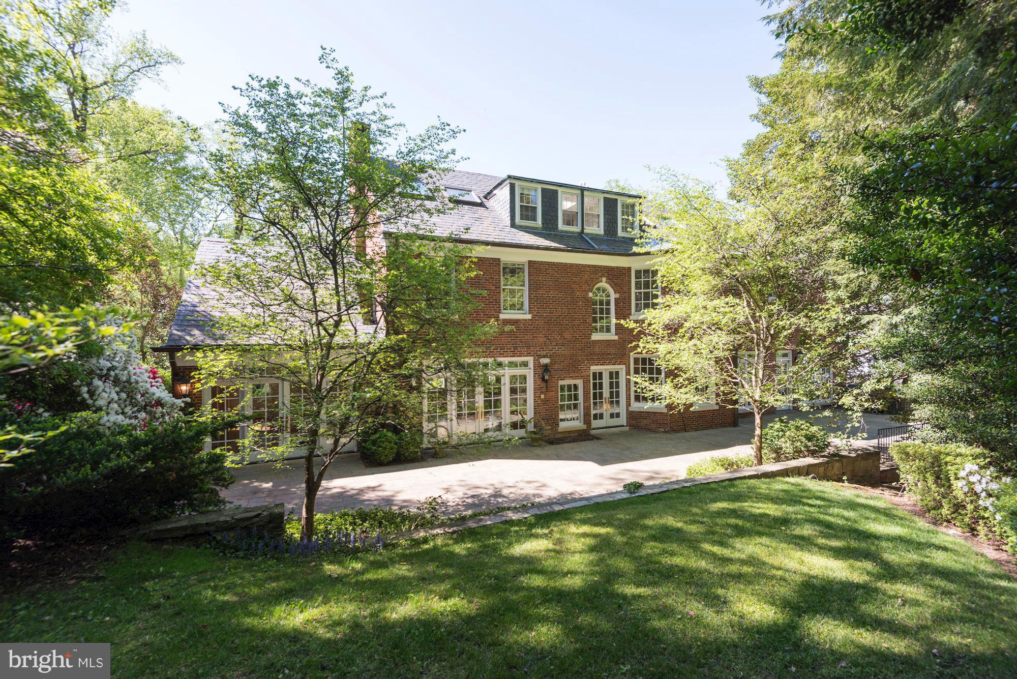 SPRING VALLEY - Residential