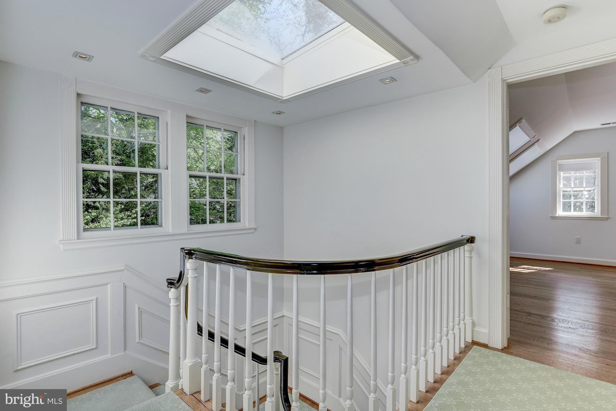 SPRING VALLEY - Residential