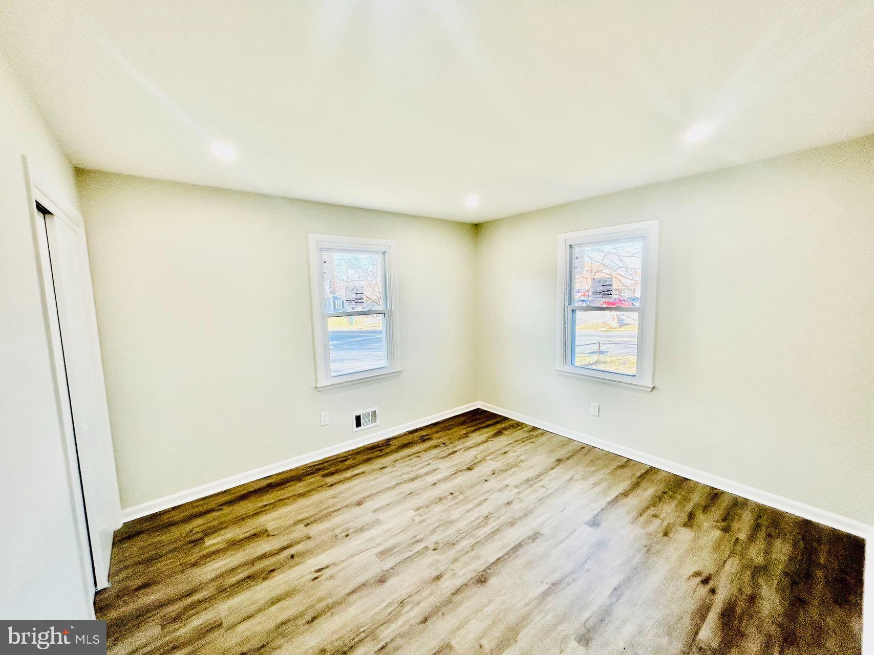 BROOKLYN PARK - Residential