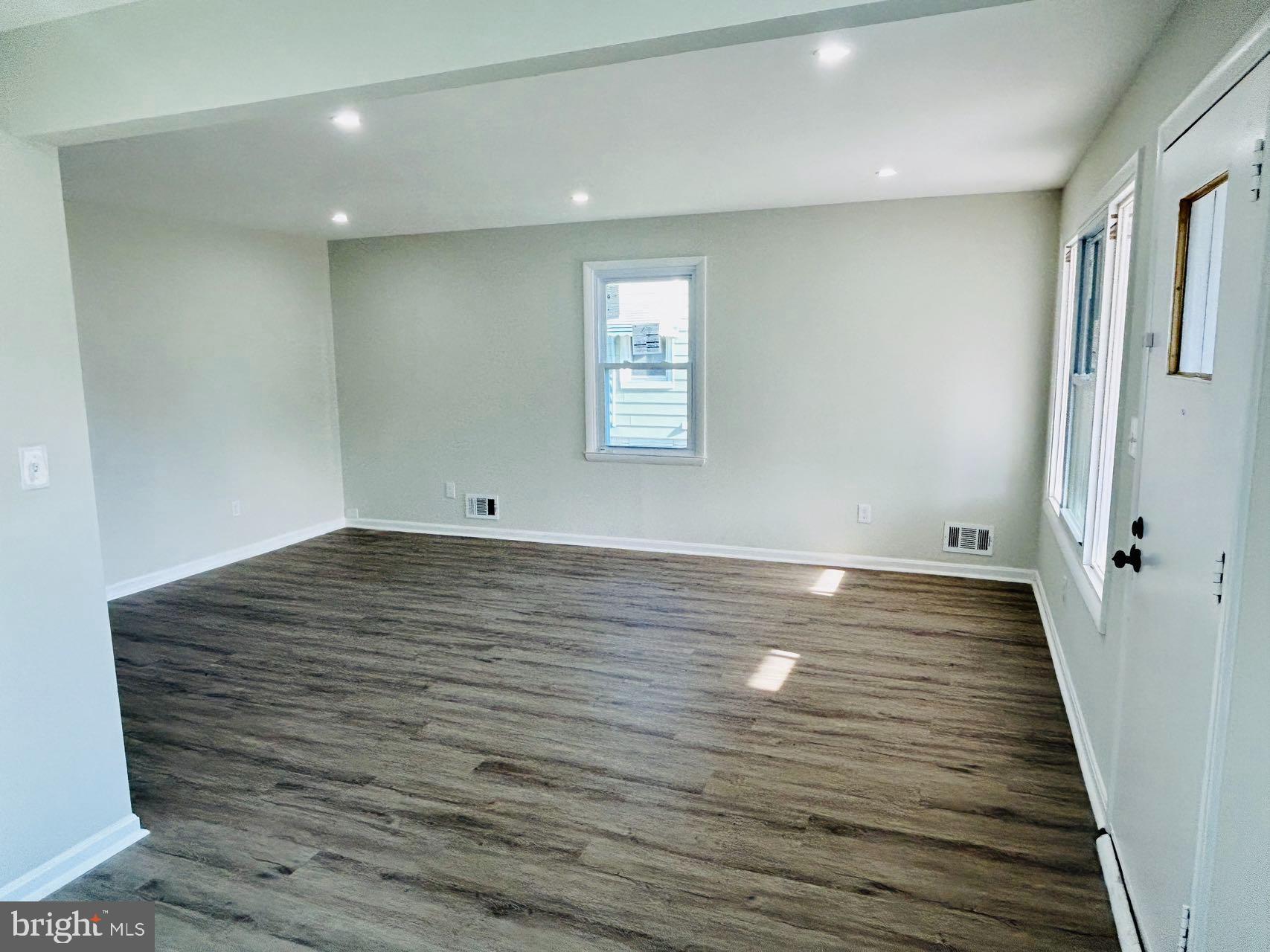 BROOKLYN PARK - Residential