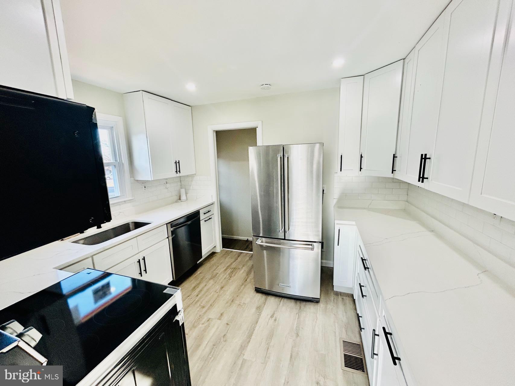 BROOKLYN PARK - Residential