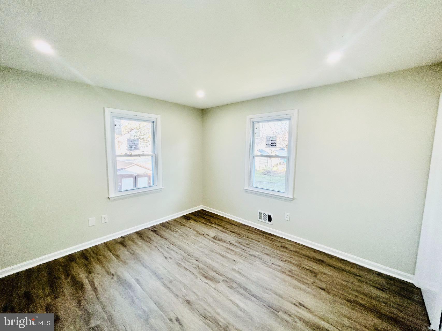 BROOKLYN PARK - Residential