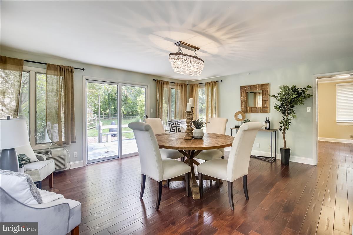 OAK FOREST - Residential