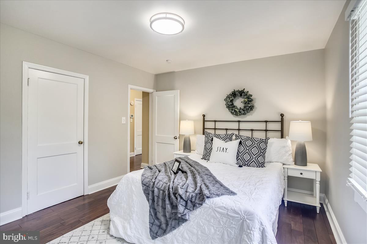 OAK FOREST - Residential