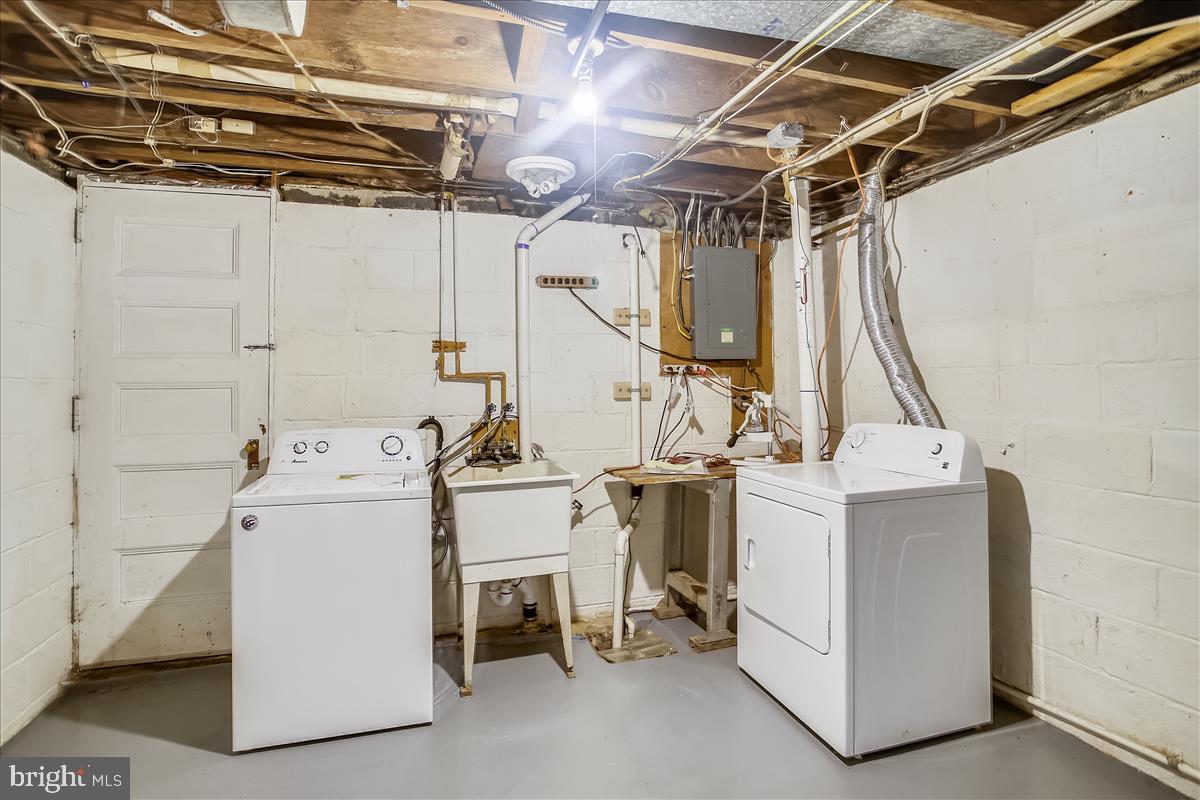 OAK FOREST - Residential