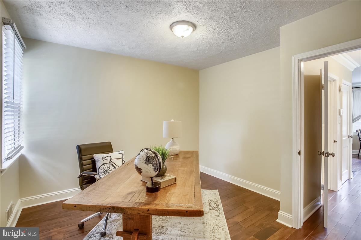 OAK FOREST - Residential