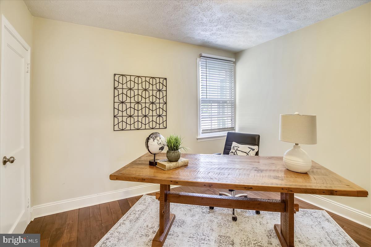 OAK FOREST - Residential