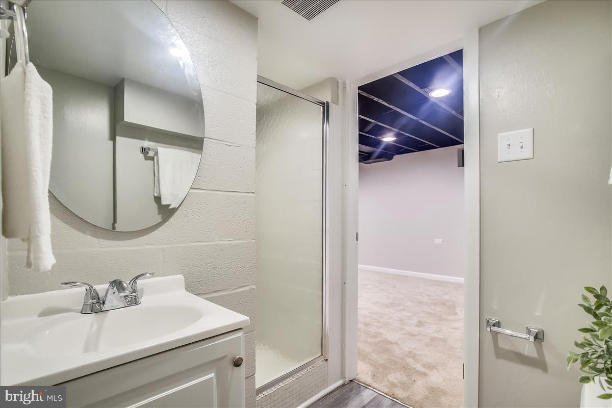 OAK FOREST - Residential