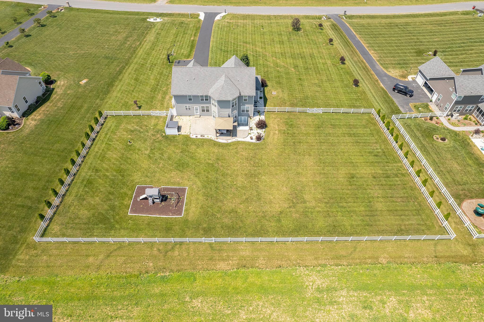 LITTLE GEORGETOWN ESTATES - Residential