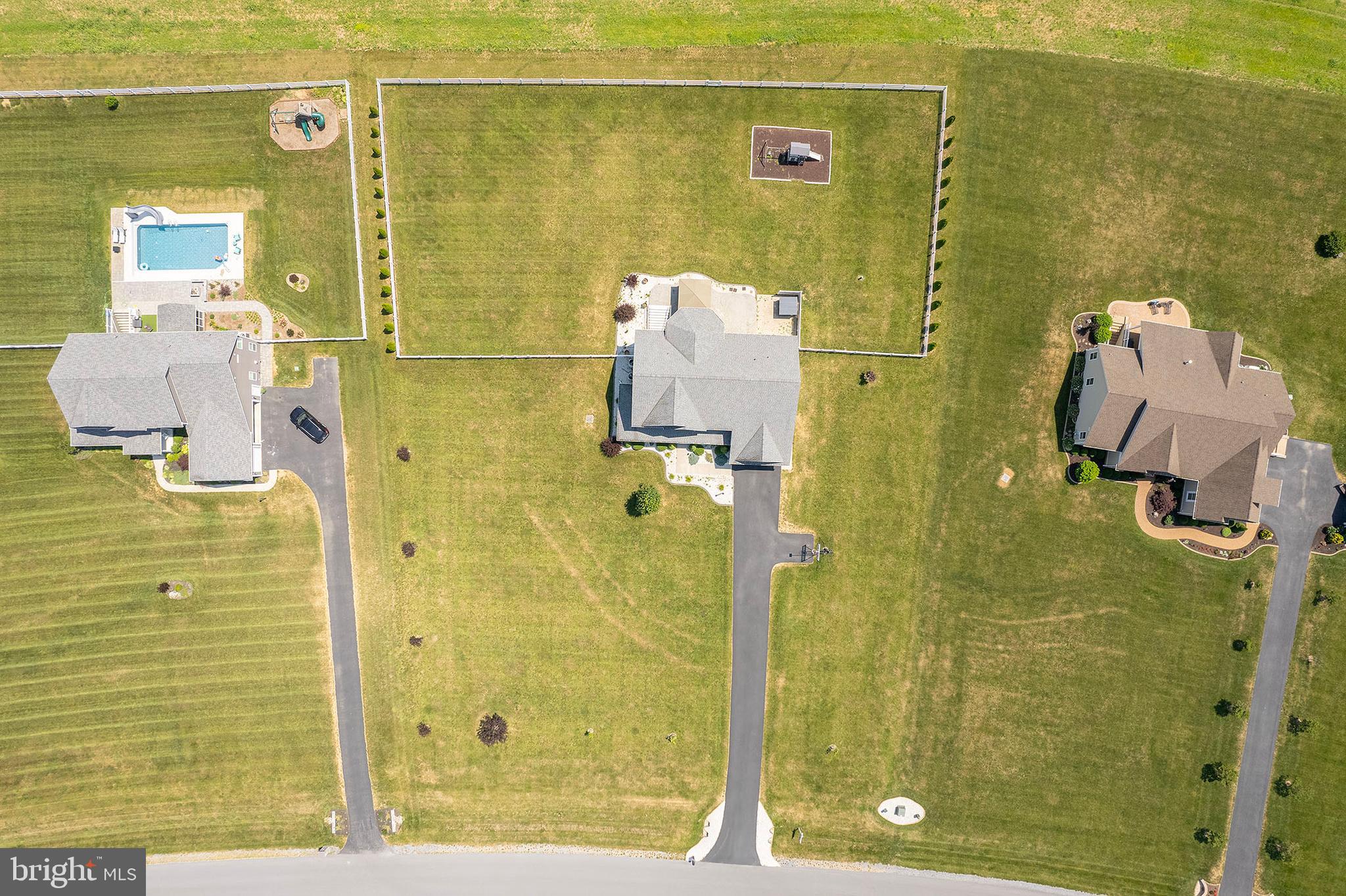 LITTLE GEORGETOWN ESTATES - Residential