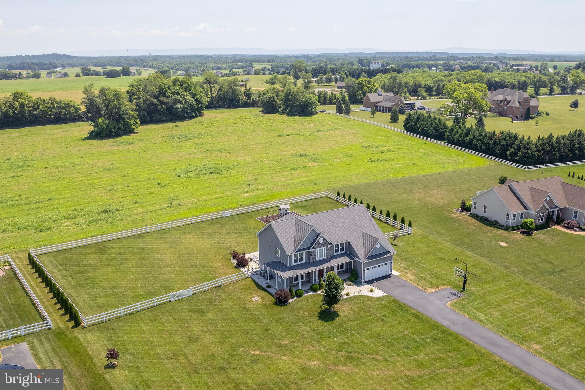 LITTLE GEORGETOWN ESTATES - Residential