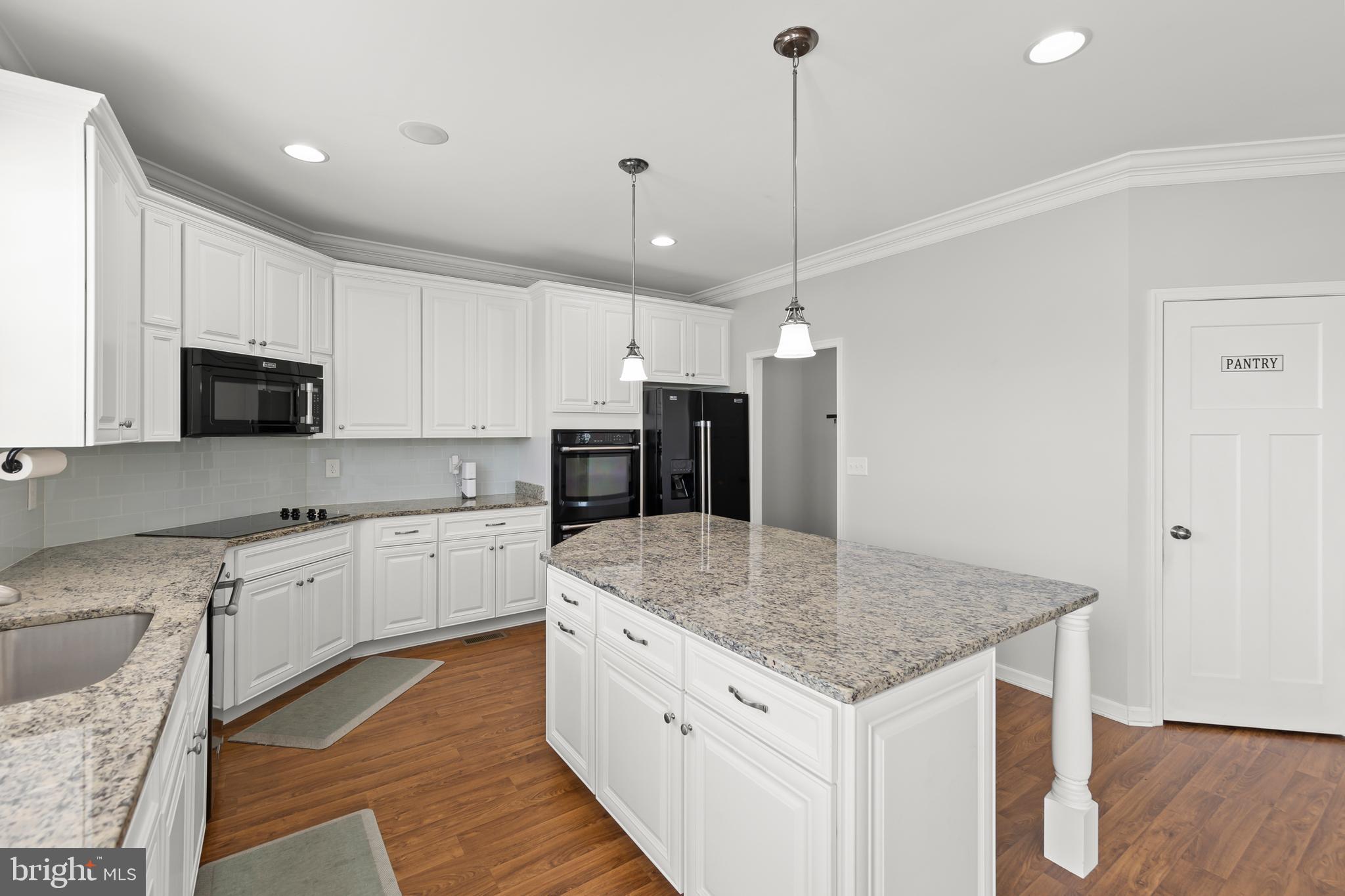 LITTLE GEORGETOWN ESTATES - Residential