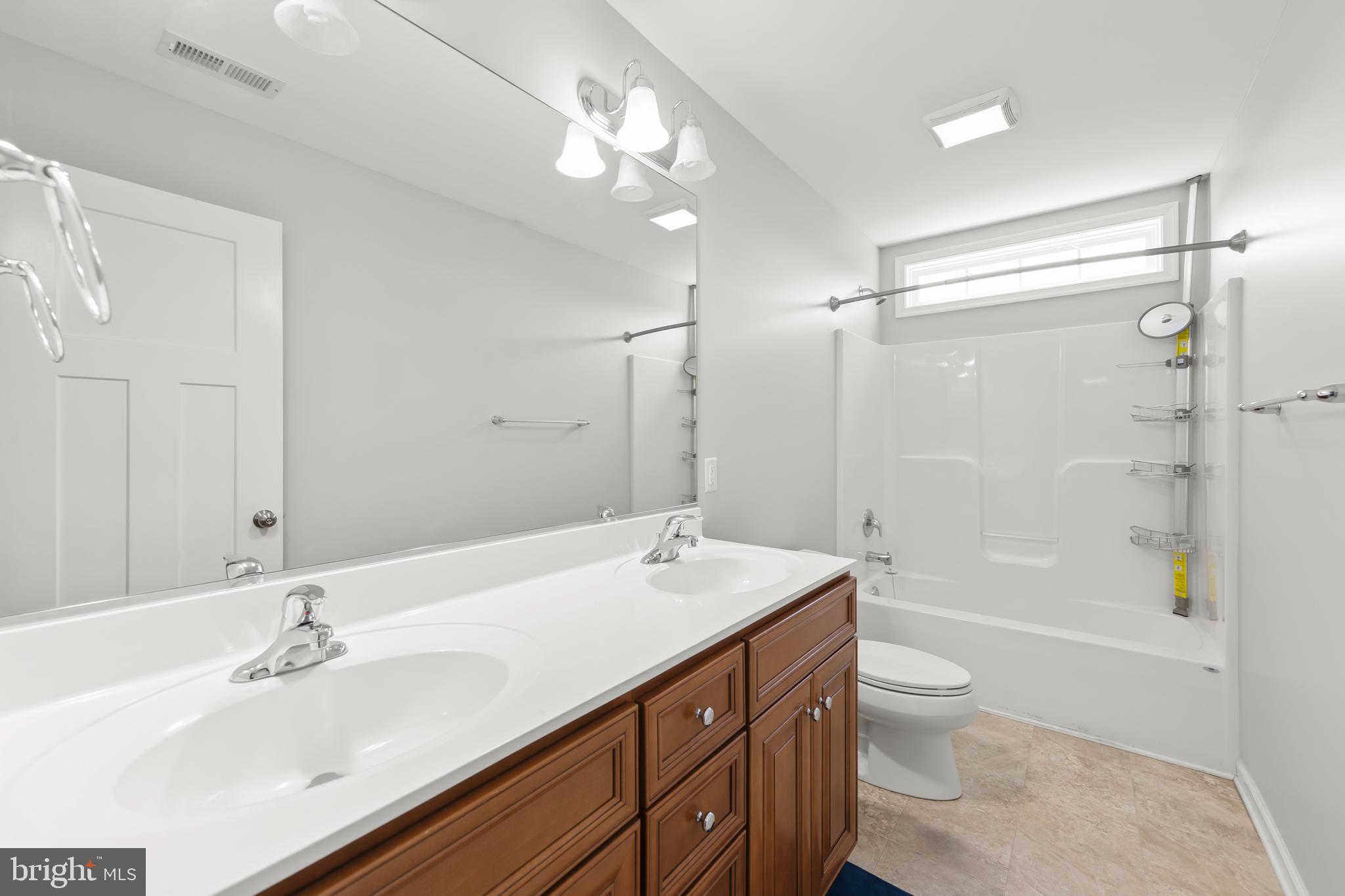 LITTLE GEORGETOWN ESTATES - Residential