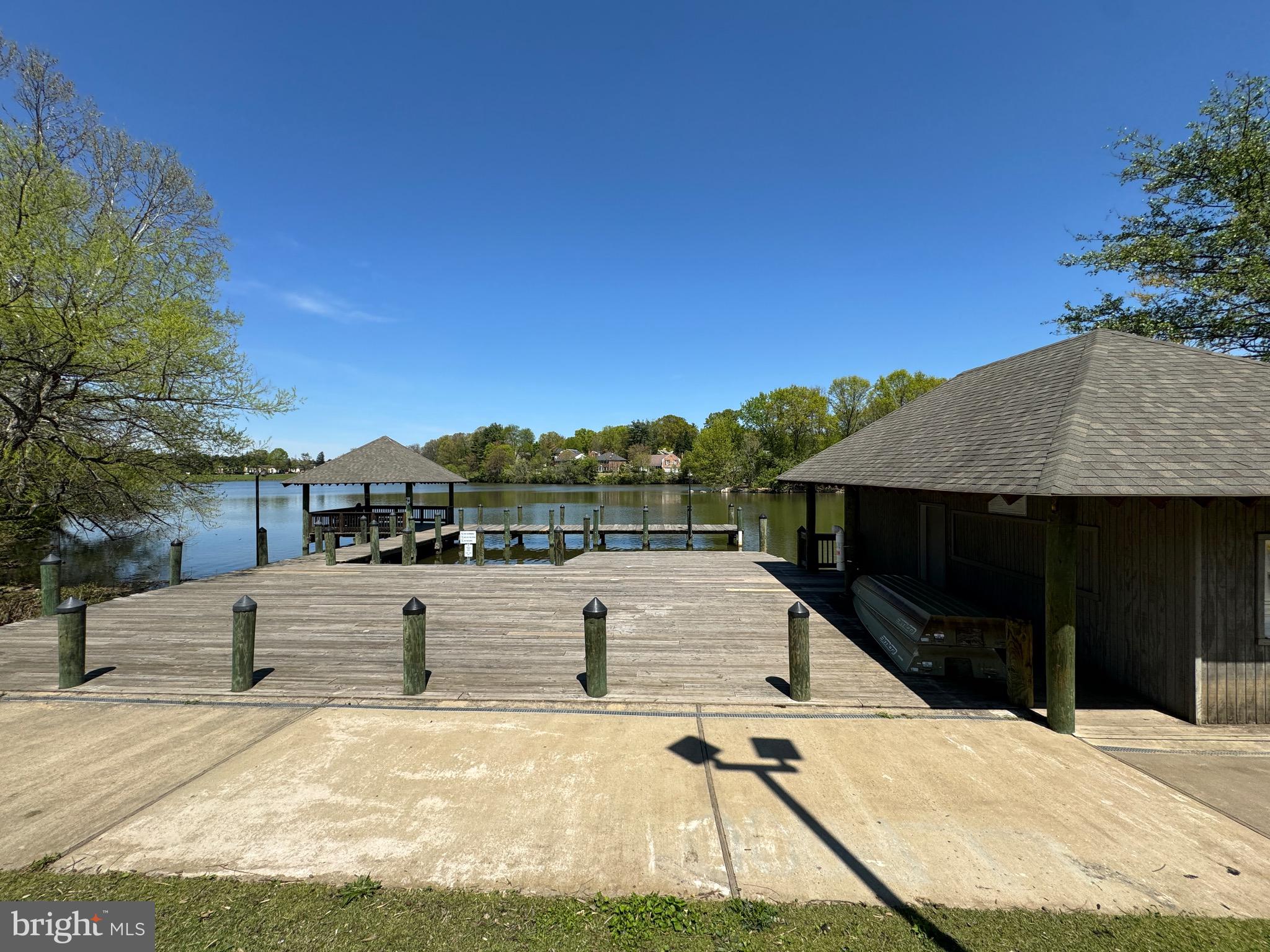 DOCKSIDE - Residential