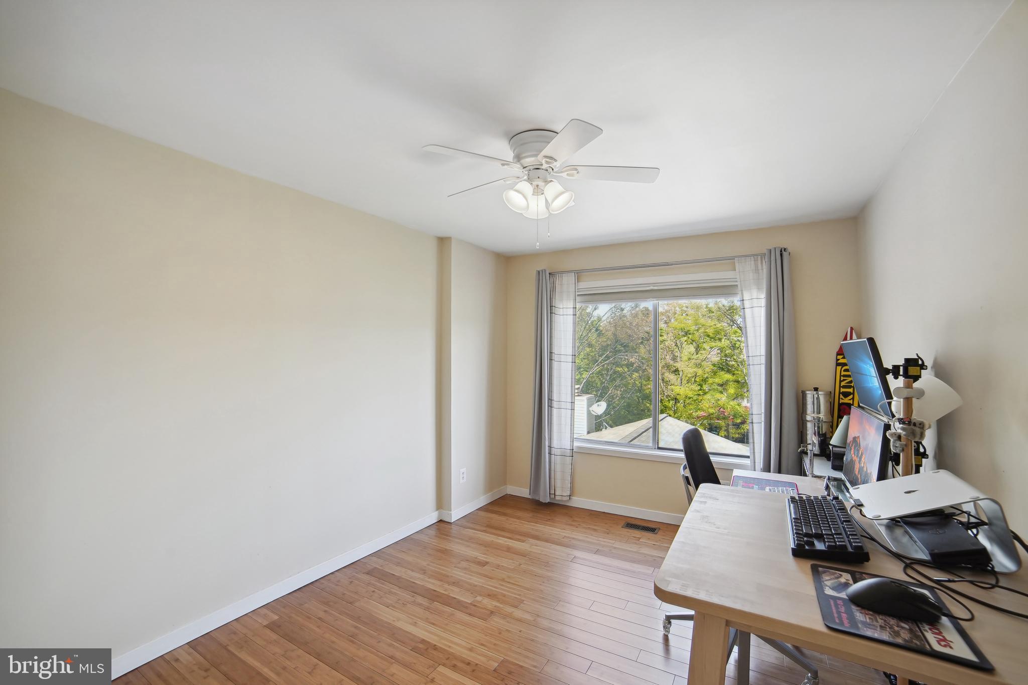 DOCKSIDE - Residential