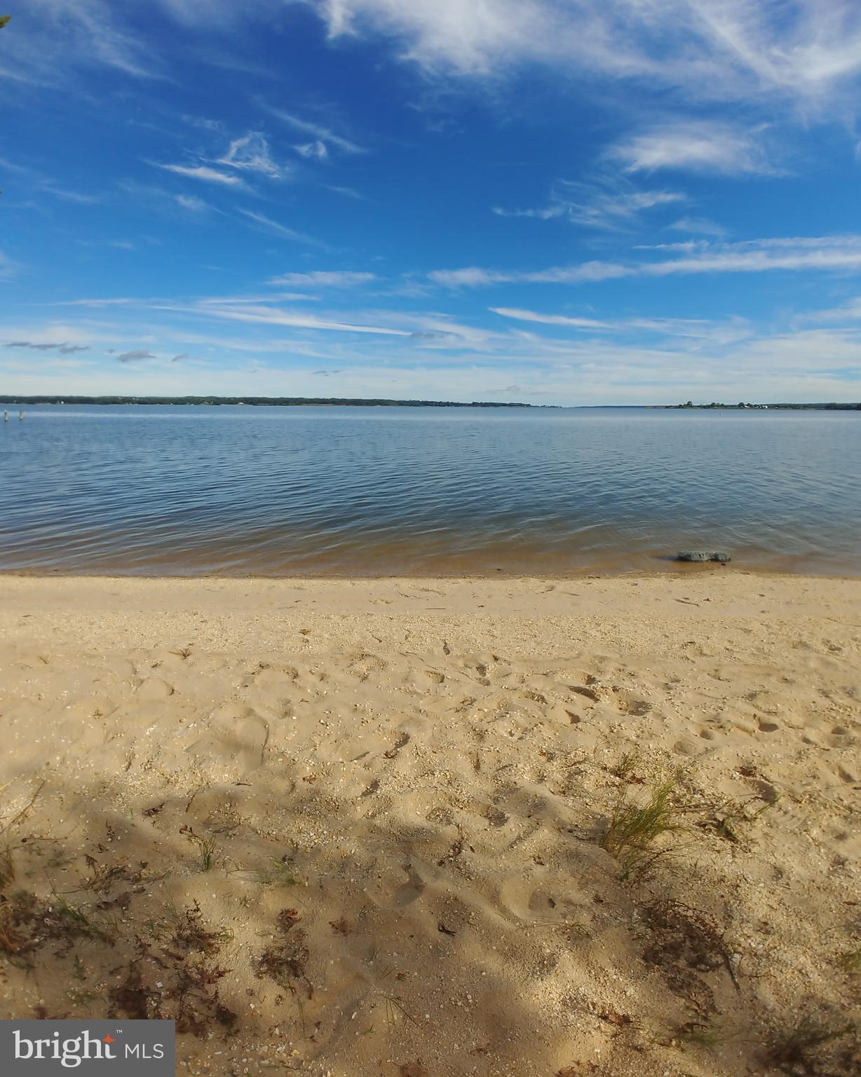 GOLDEN BEACH - Residential