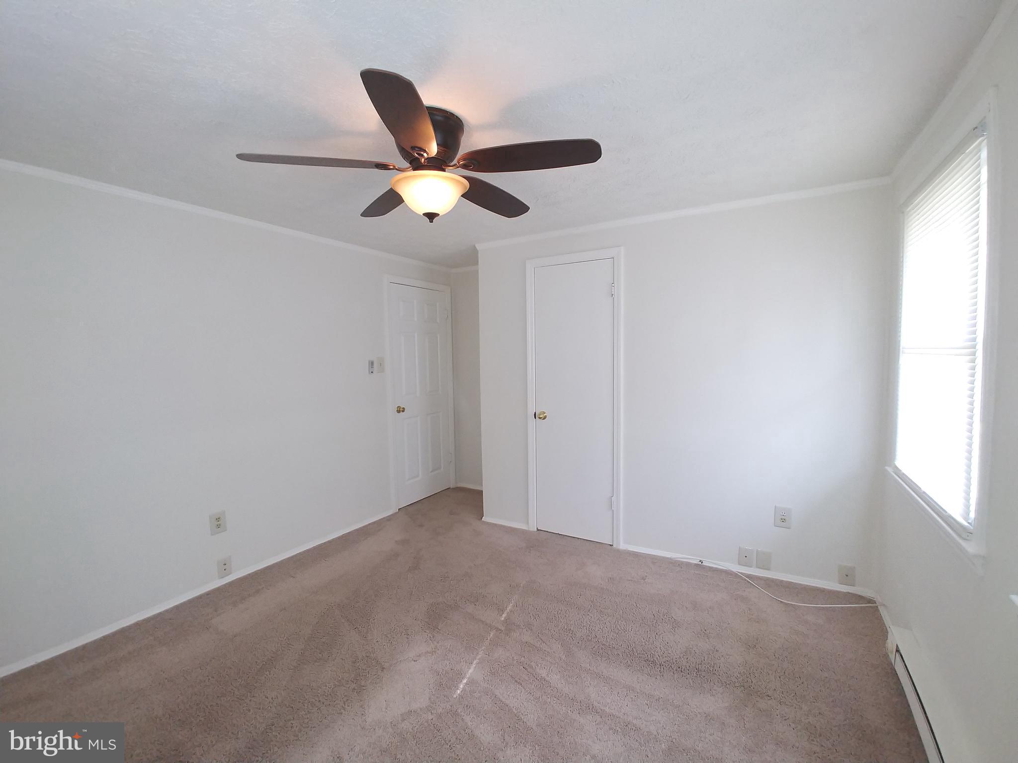 GOLDEN BEACH - Residential