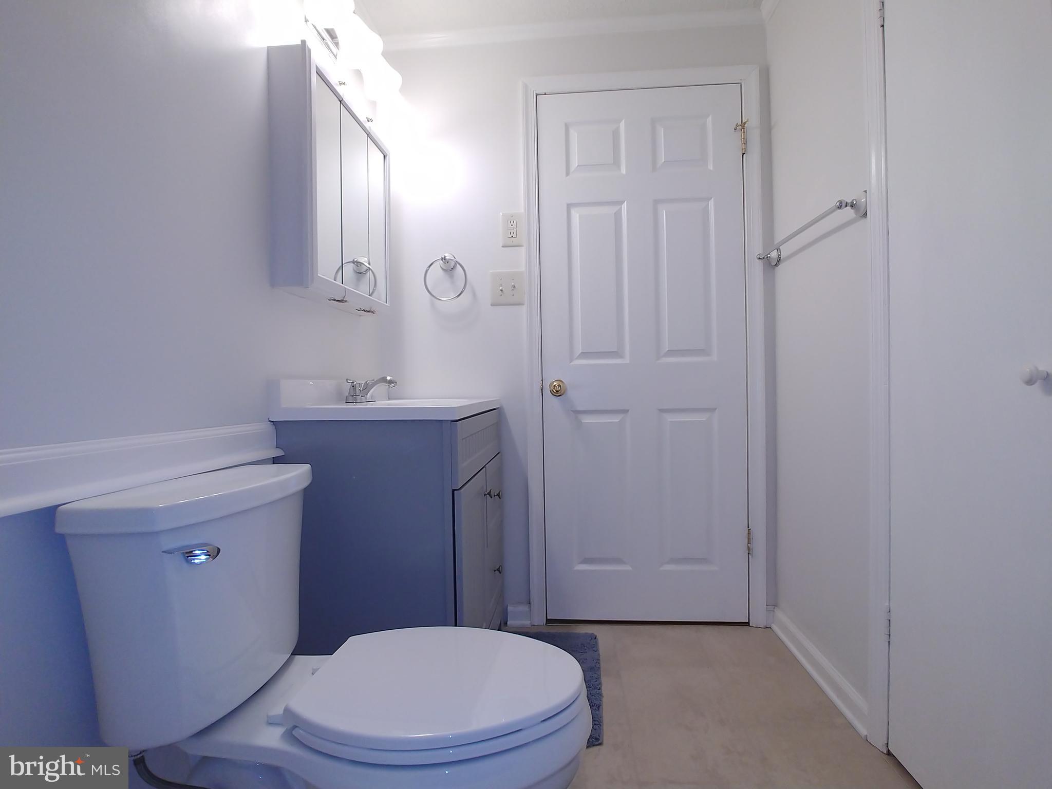 GOLDEN BEACH - Residential