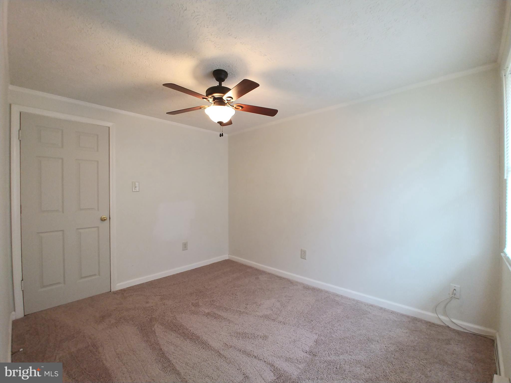 GOLDEN BEACH - Residential