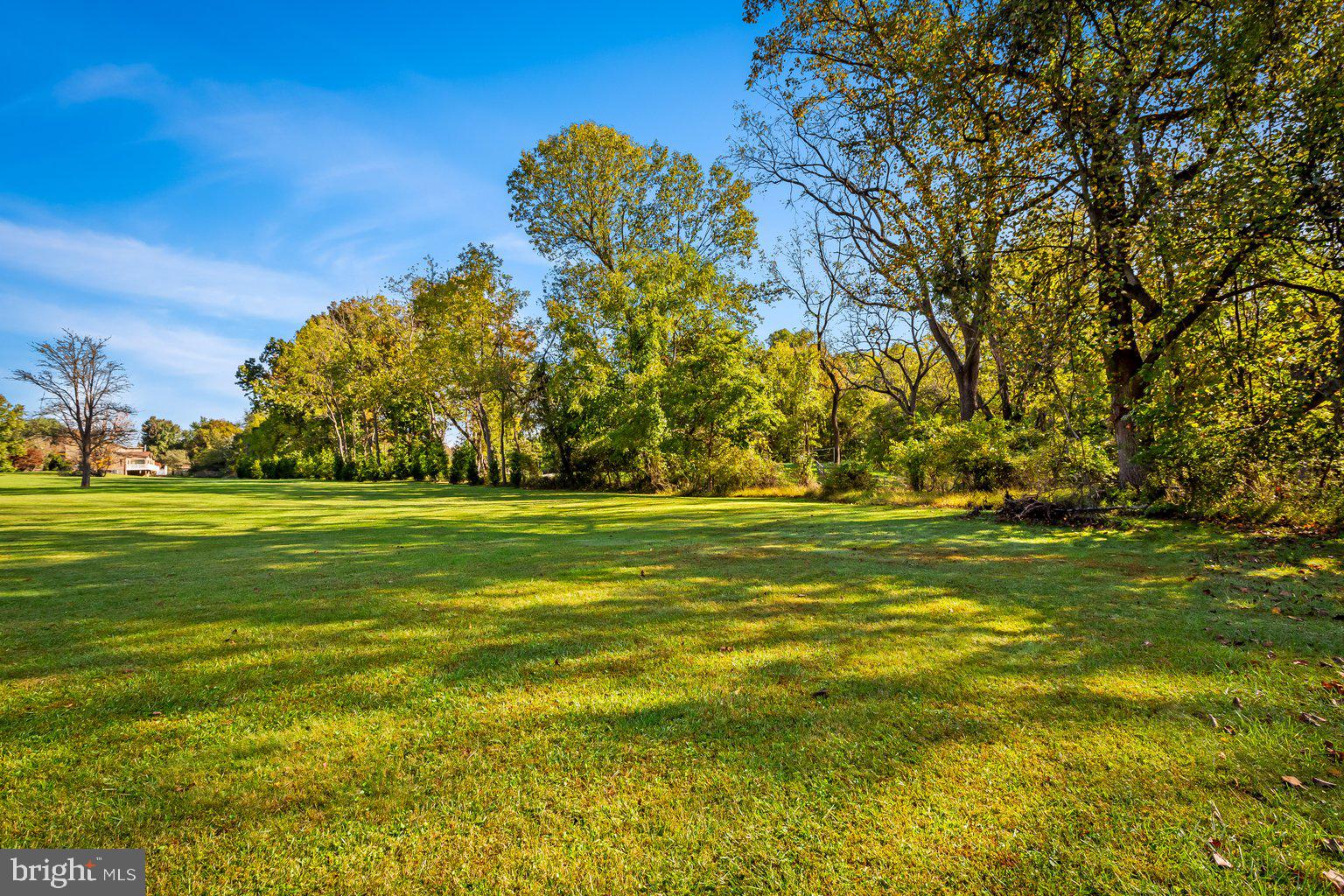 KNOLLCREST MANOR - Residential