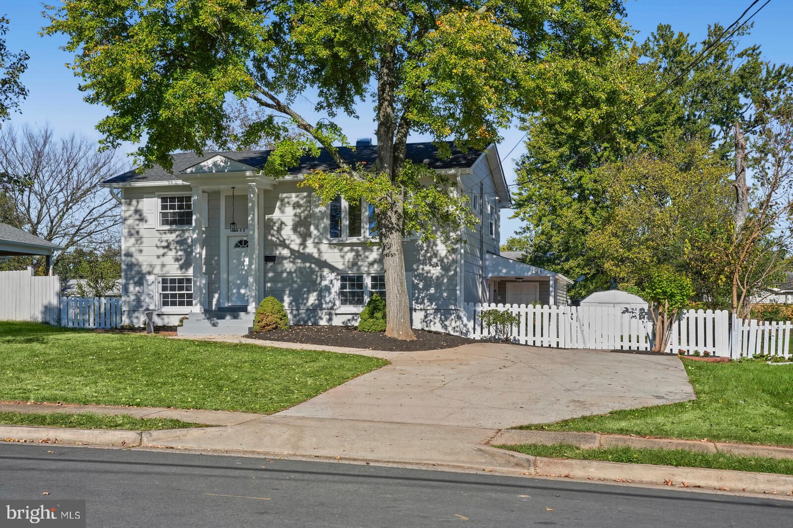 9442 LAFAYETTE AVENUE