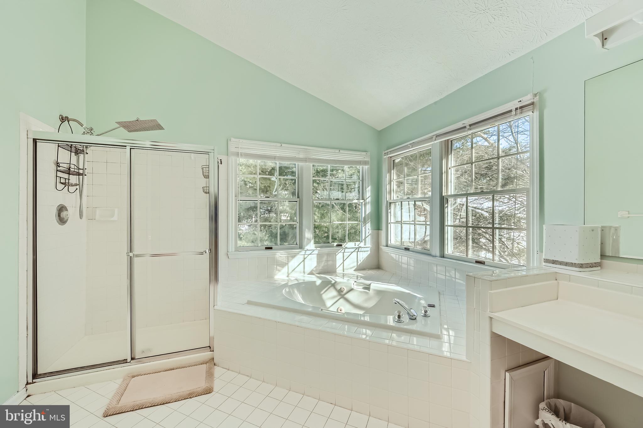 GABLES AT SUMMIT CHASE - Residential Lease