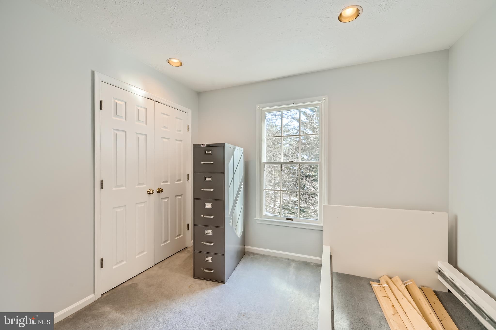 GABLES AT SUMMIT CHASE - Residential Lease