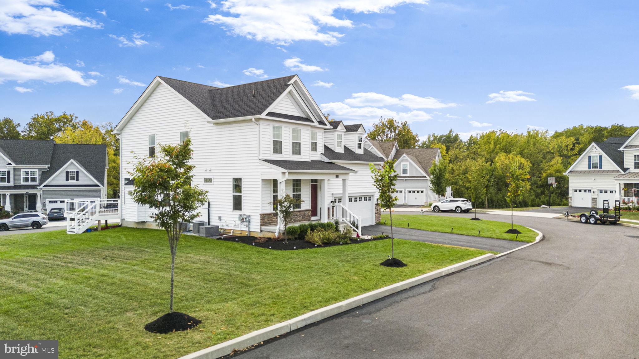 GREAT VALLEY CROSSING - Residential Lease