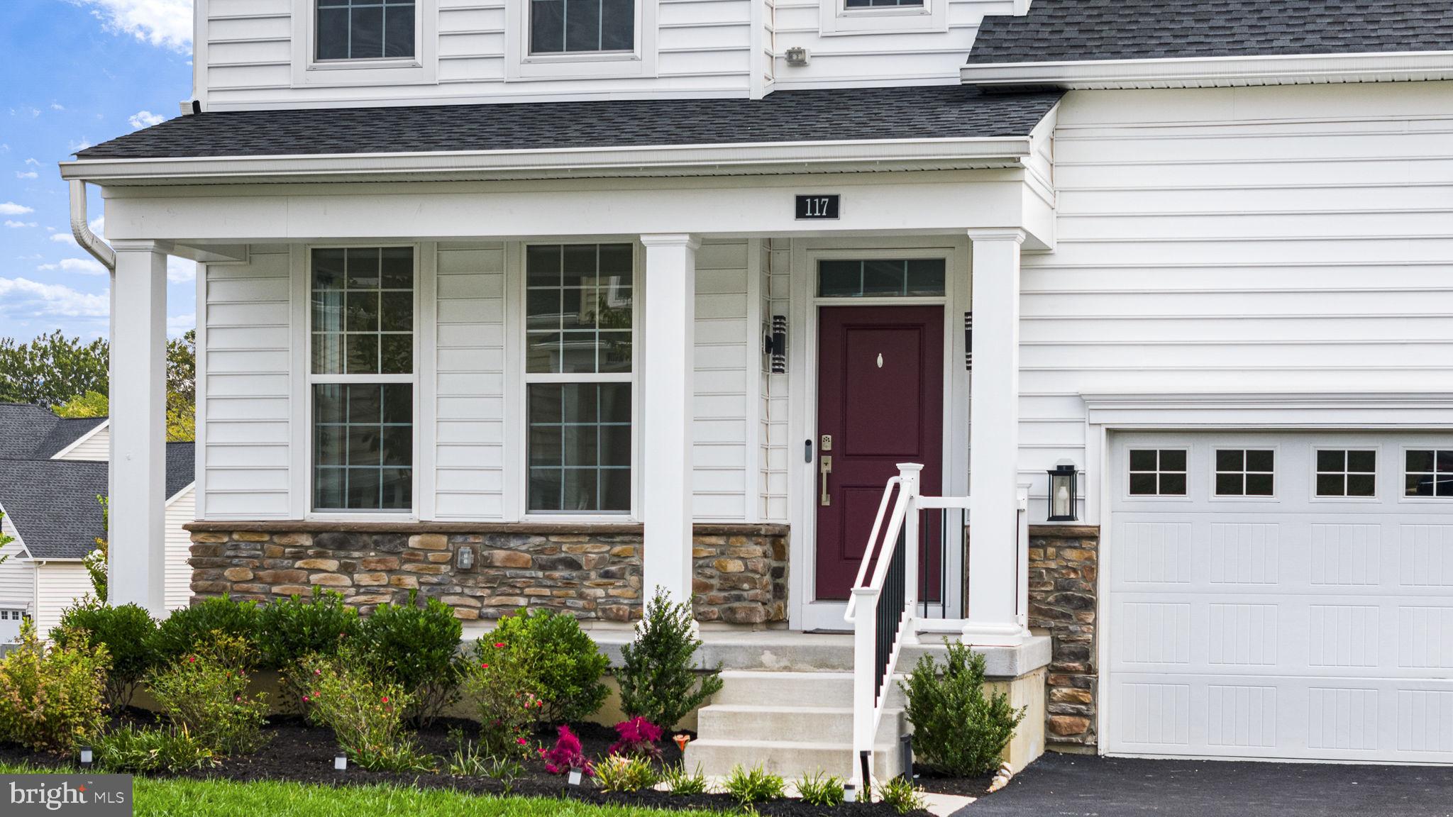 GREAT VALLEY CROSSING - Residential Lease