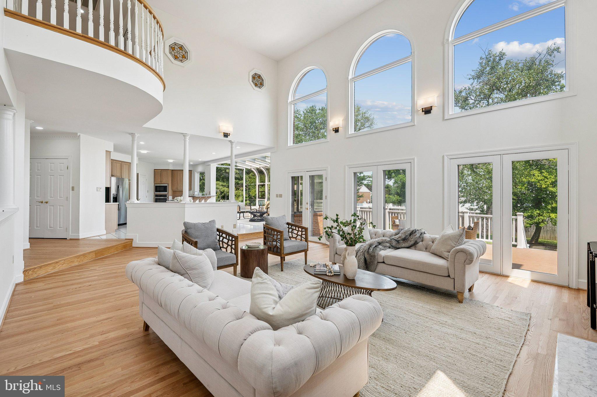 PINE KNOLLS - Residential