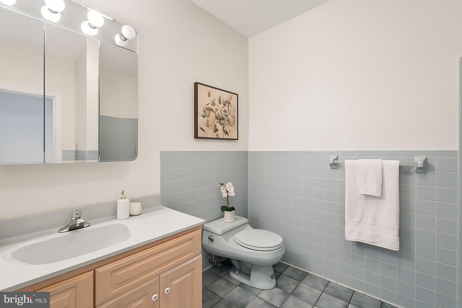 PINE KNOLLS - Residential