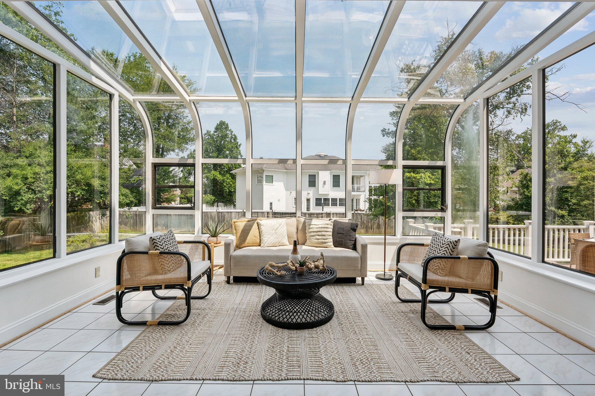 PINE KNOLLS - Residential