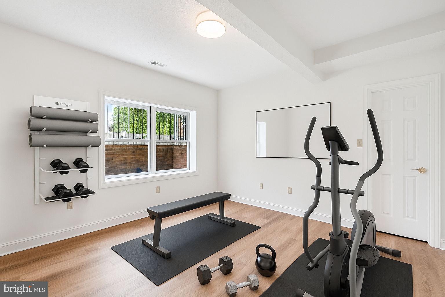 PINE KNOLLS - Residential